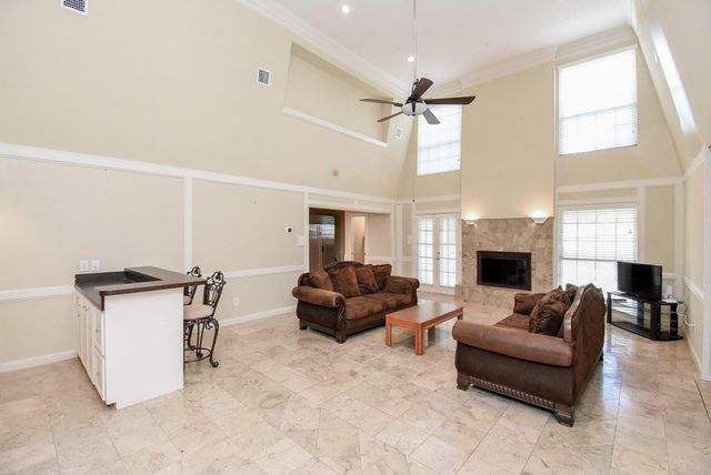 426 Longview Drive, Sugar Land, TX 77478