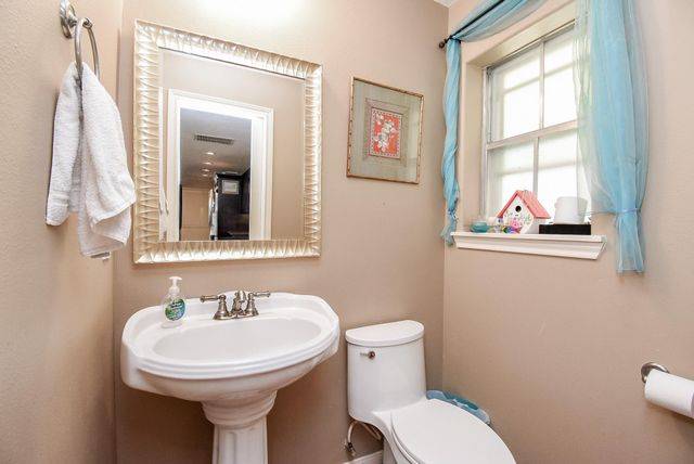 426 Longview Drive, Sugar Land, TX 77478