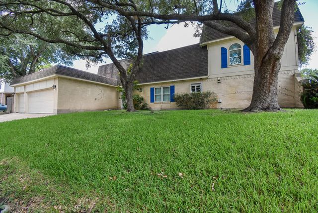 426 Longview Drive, Sugar Land, TX 77478
