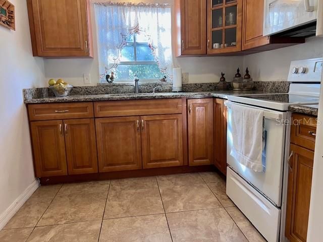 370 WINDMEADOWS STREET 370, Altamonte Springs, FL 32701