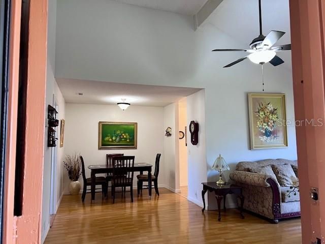 370 WINDMEADOWS STREET 370, Altamonte Springs, FL 32701