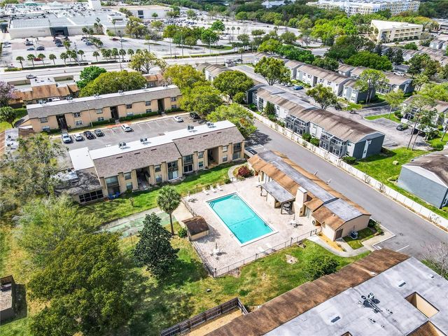 370 WINDMEADOWS STREET 370, Altamonte Springs, FL 32701