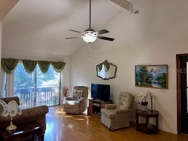 370 WINDMEADOWS STREET 370, Altamonte Springs, FL 32701