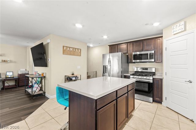 769 Omaggio Place, Henderson, NV 89011