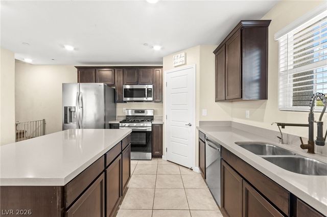 769 Omaggio Place, Henderson, NV 89011