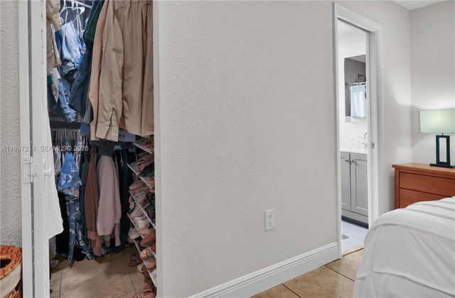 1654 SW 138th Ct, Miami, FL 33175