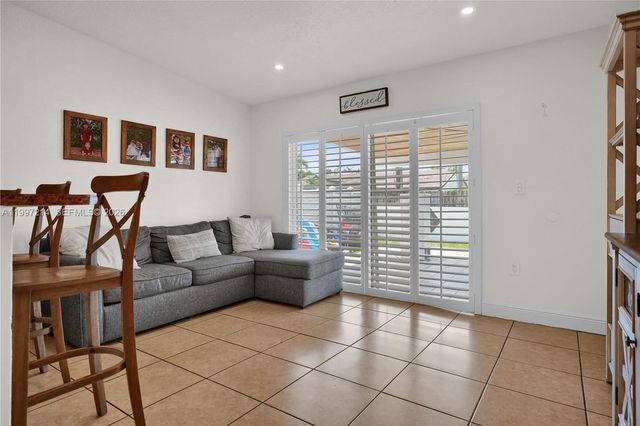 1654 SW 138th Ct, Miami, FL 33175