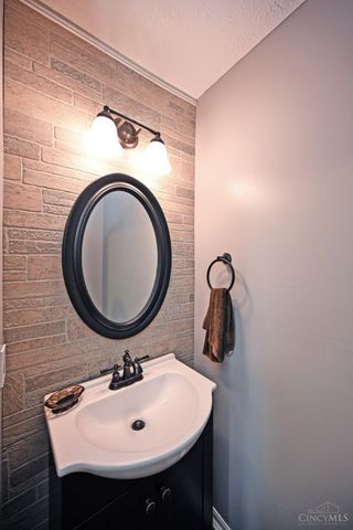 3669 Shorewood Drive, Batavia Twp, OH 45102