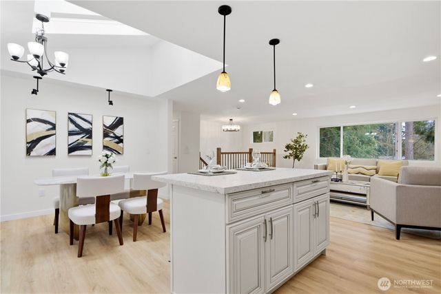 12600 SE 27th Street, Bellevue, WA 98005