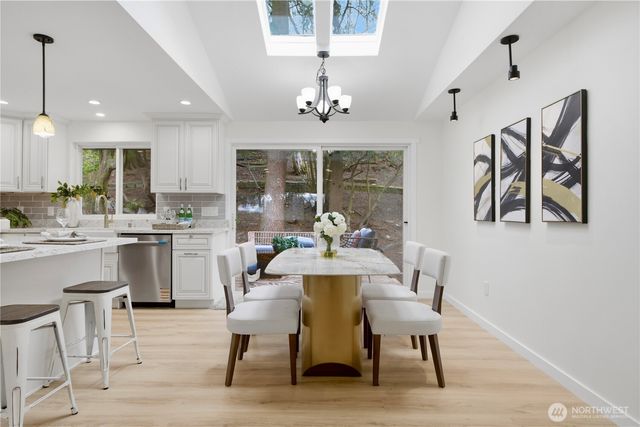 12600 SE 27th Street, Bellevue, WA 98005