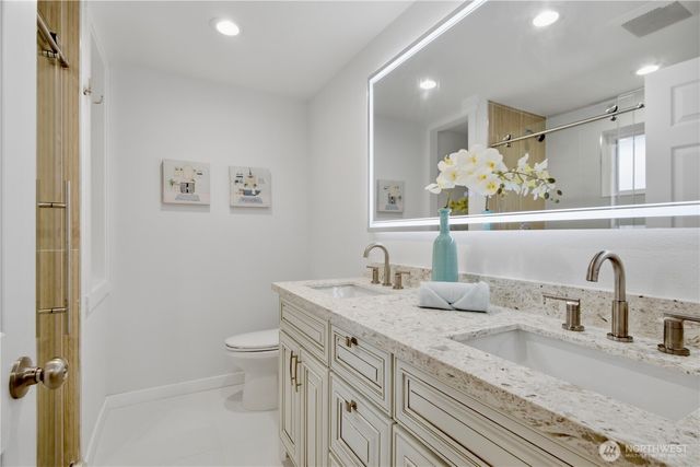 12600 SE 27th Street, Bellevue, WA 98005