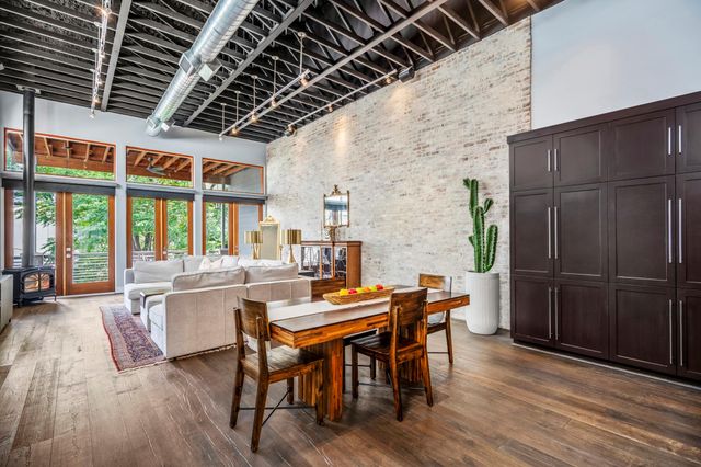 611 Hartman Street, Houston, TX 77007