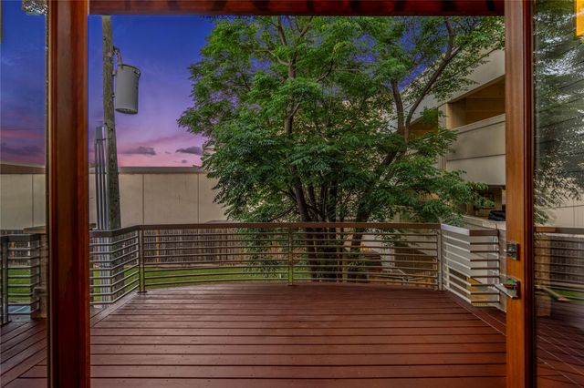 611 Hartman Street, Houston, TX 77007