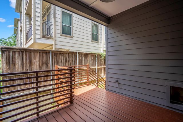 611 Hartman Street, Houston, TX 77007