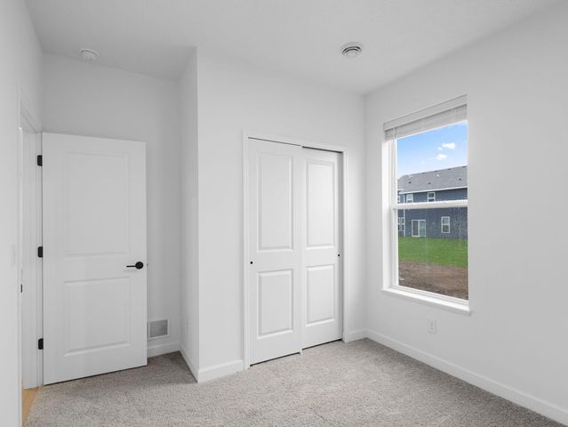 18364 Gladhurst Lane, Lakeville, MN 55044