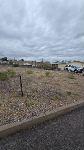 1684 Toro Road, Bullhead City, AZ 86442