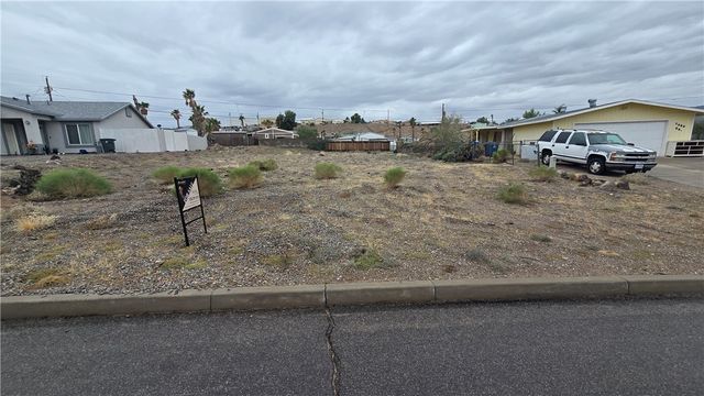 1684 Toro Road, Bullhead City, AZ 86442