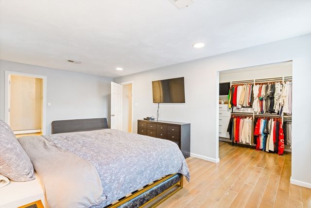 21 Barstow Dr, Braintree, MA 02184