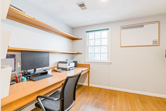 21 Barstow Dr, Braintree, MA 02184