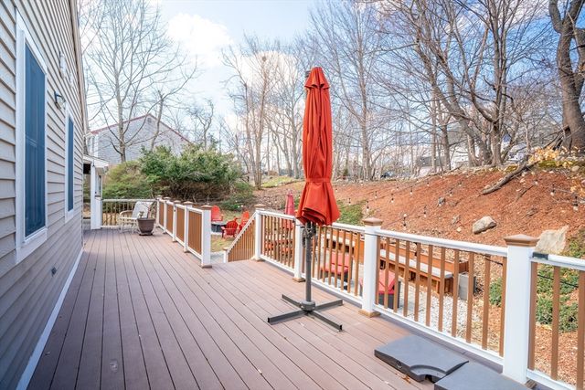 21 Barstow Dr, Braintree, MA 02184