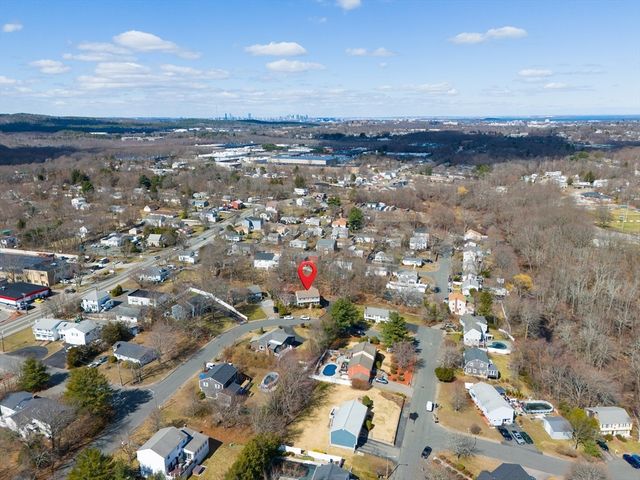 21 Barstow Dr, Braintree, MA 02184