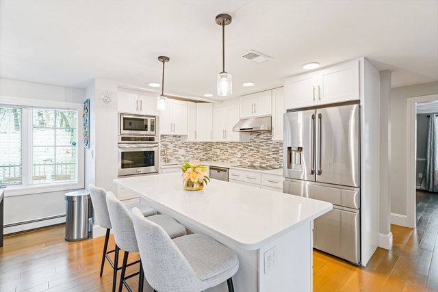 21 Barstow Dr, Braintree, MA 02184