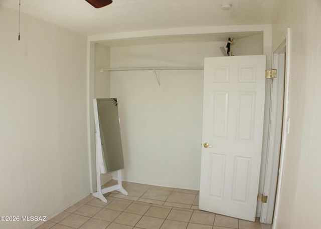 2775 N Desert Avenue, Tucson, AZ 85712