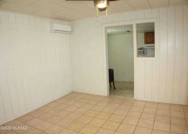 2775 N Desert Avenue, Tucson, AZ 85712