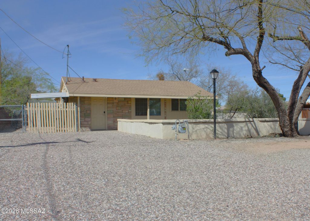 2775 N Desert Avenue, Tucson, AZ 85712