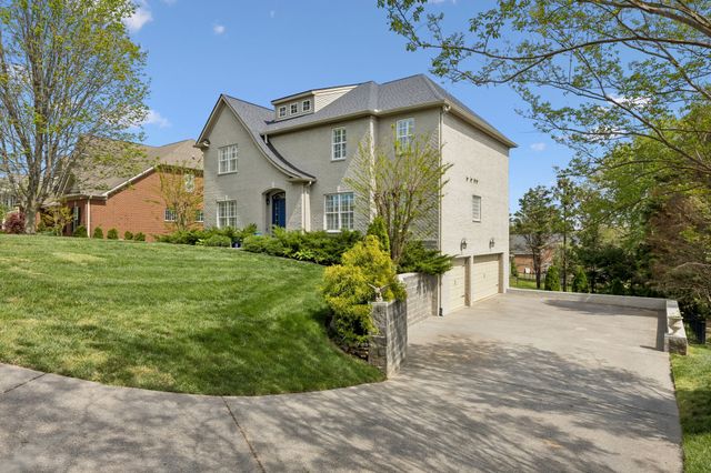 1517 Charleston Park Dr, Spring Hill, TN 37174