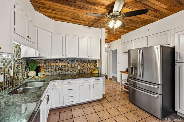 2811 Federal Boulevard, Denver, CO 80211