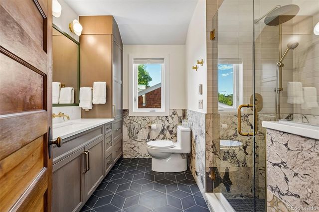 2811 Federal Boulevard, Denver, CO 80211
