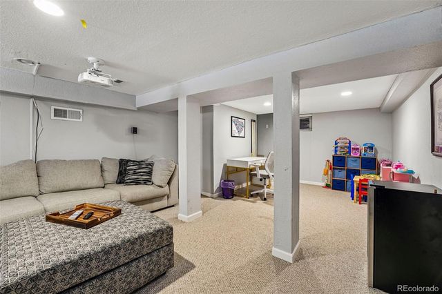 2811 Federal Boulevard, Denver, CO 80211
