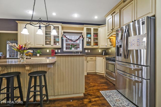 1035 Gray Eagle Drive, Crossville, TN 38572