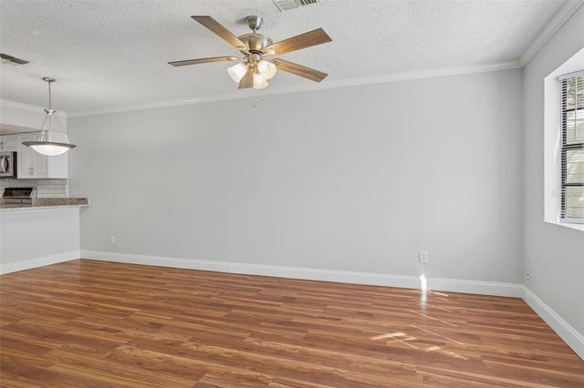 10307 COUNCILS WAY, Tampa, FL 33617