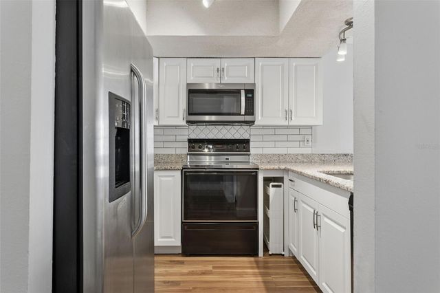 10307 COUNCILS WAY, Tampa, FL 33617