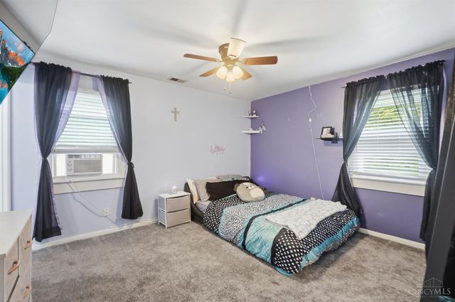 1439 Lyons Road, Pierce Twp, OH 45102
