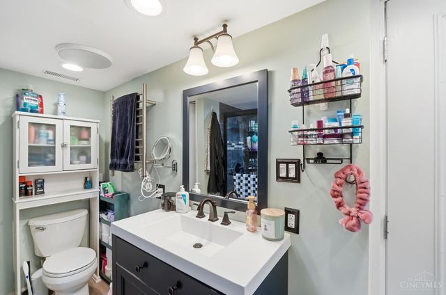 1439 Lyons Road, Pierce Twp, OH 45102