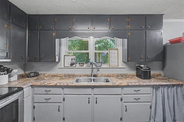 3 Hammond Drive SW, Plainville, GA 30733