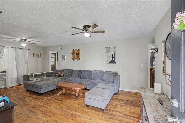 3 Hammond Drive SW, Plainville, GA 30733