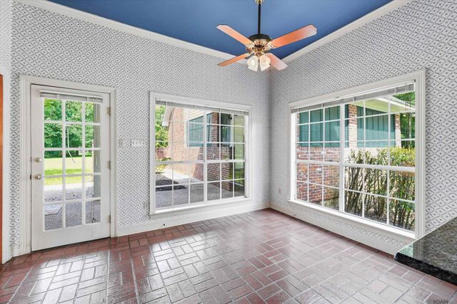 3449 Tezcucco Dr, Baton Rouge, LA 70820