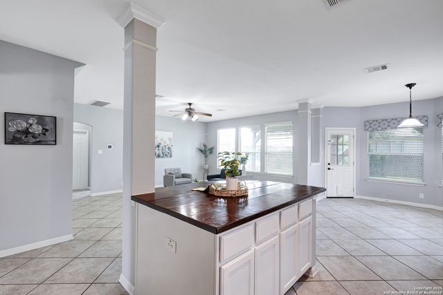 2806 Cascade Mist, San Antonio, TX 78261