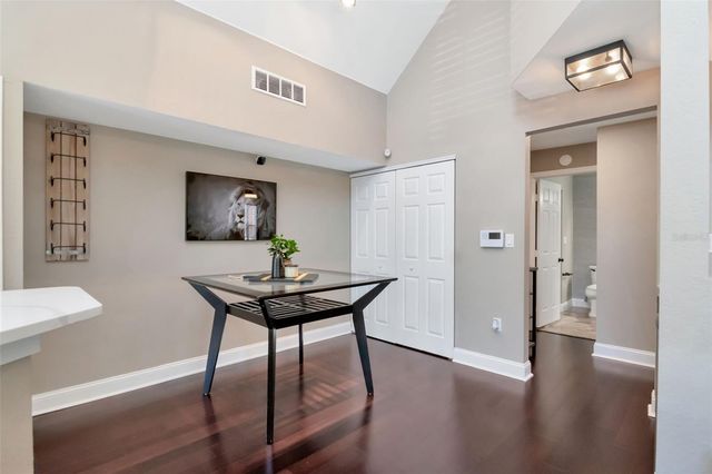 9130 LAKE CHASE ISLAND WAY 9130, Tampa, FL 33626