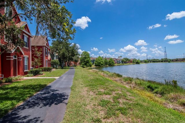9130 LAKE CHASE ISLAND WAY 9130, Tampa, FL 33626