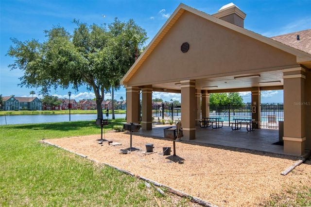 9130 LAKE CHASE ISLAND WAY 9130, Tampa, FL 33626