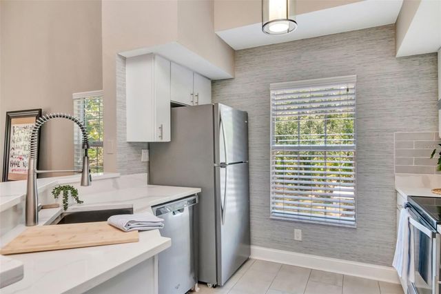 9130 LAKE CHASE ISLAND WAY 9130, Tampa, FL 33626