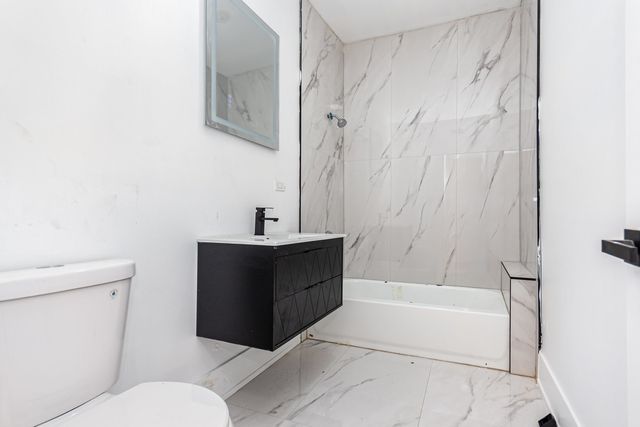 6336 S EBERHART Avenue, Chicago, IL 60637