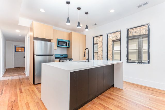 6336 S EBERHART Avenue, Chicago, IL 60637