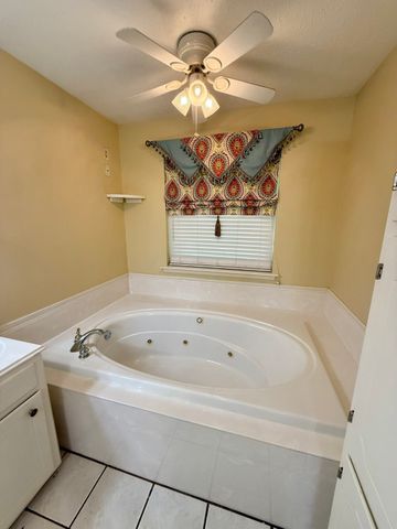 11535 Timber Ridge Drive, Keithville, LA 71047