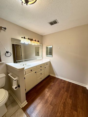 11535 Timber Ridge Drive, Keithville, LA 71047